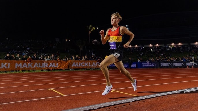 Sam Ruthe racing at Auckland night meet